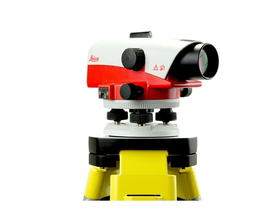 Leica NA720