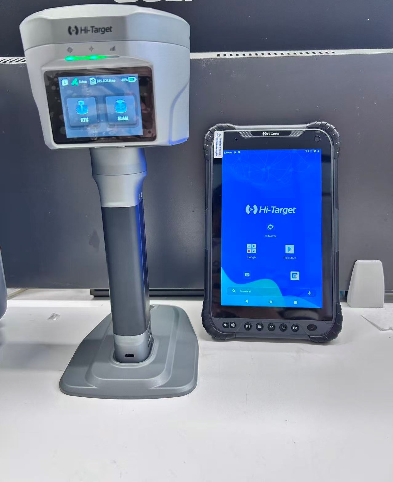 HiTarget V700